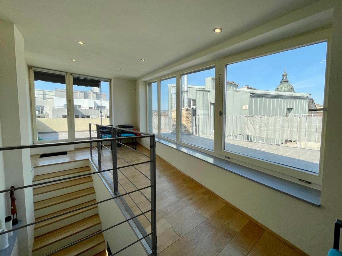 Penthouse W Private Rooftop And Free Parking 布达佩斯 外观 照片