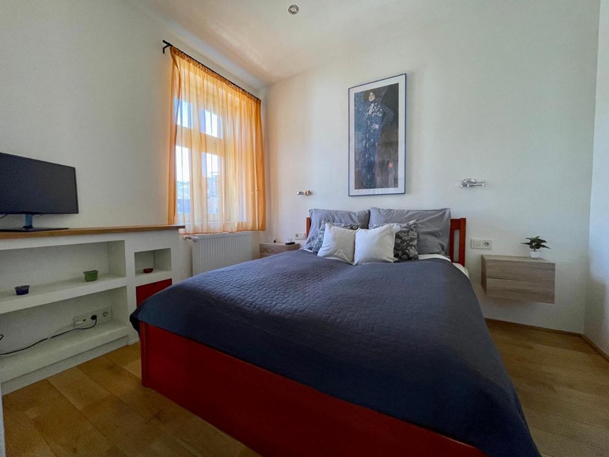 Penthouse W Private Rooftop And Free Parking 布达佩斯 外观 照片