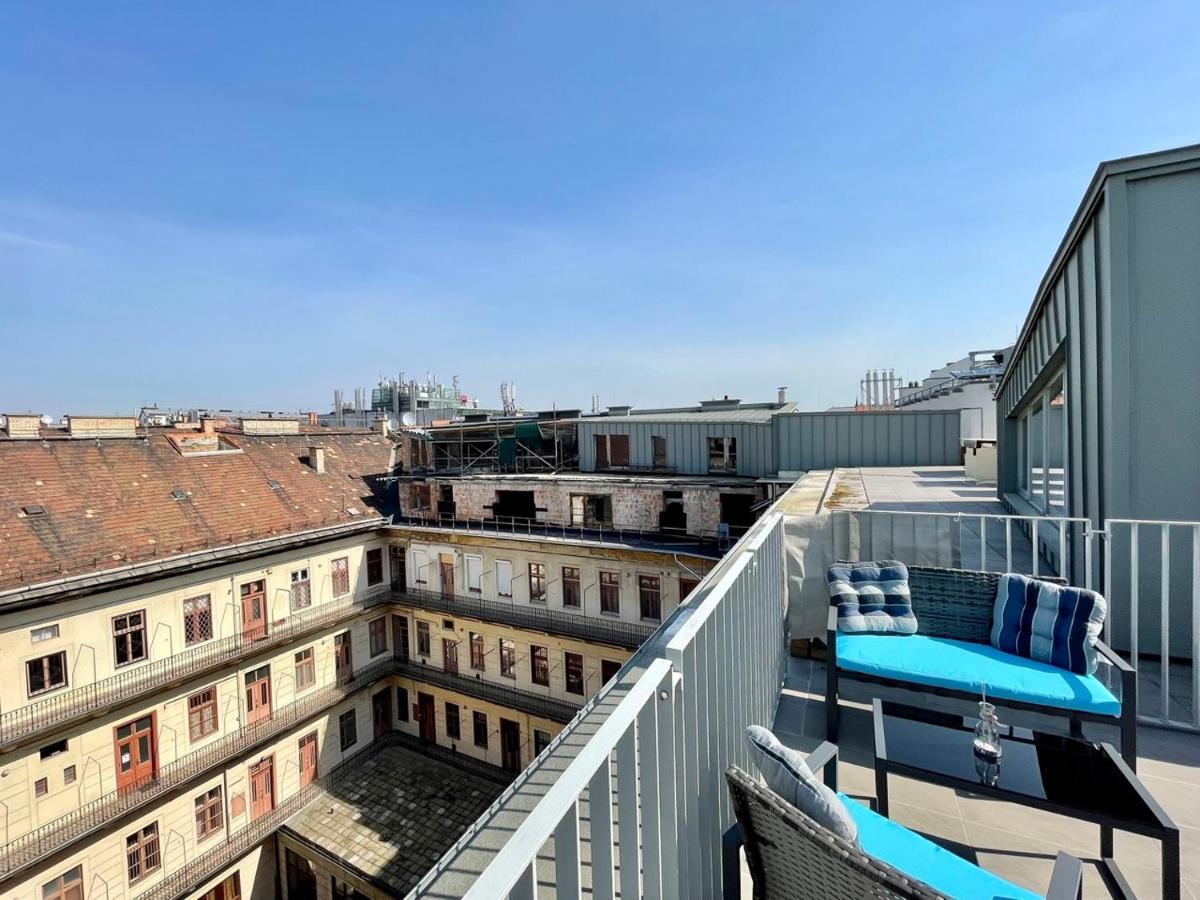 Penthouse W Private Rooftop And Free Parking 布达佩斯 外观 照片